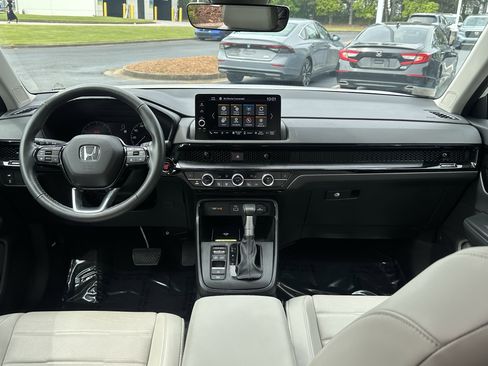 Used 2024 Honda CR-V EX-L image 31