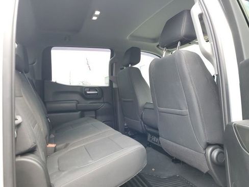 Used 2021 Chevrolet Silverado 1500 LT image 12