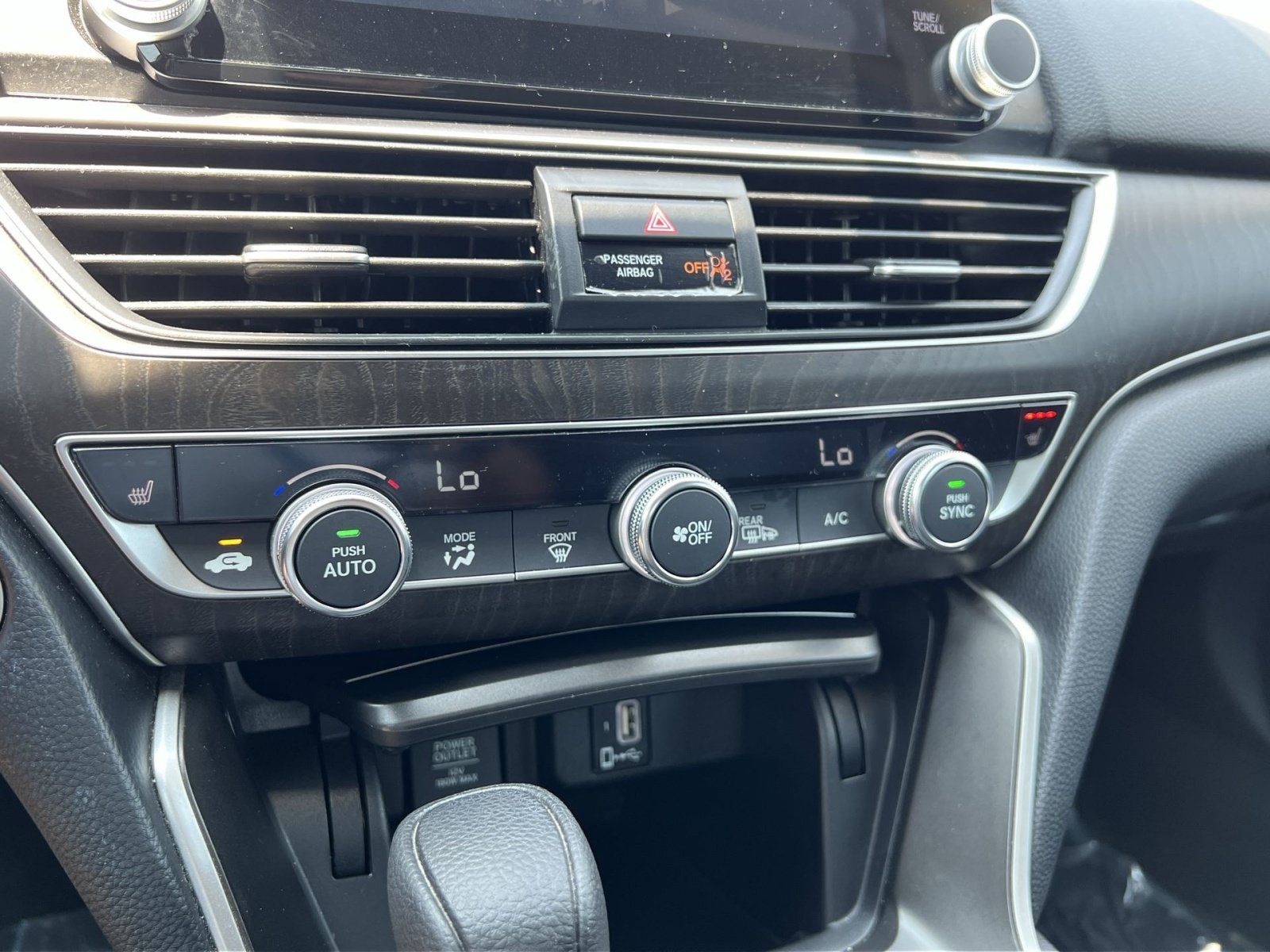 Used 2019 Honda Accord EX image 18
