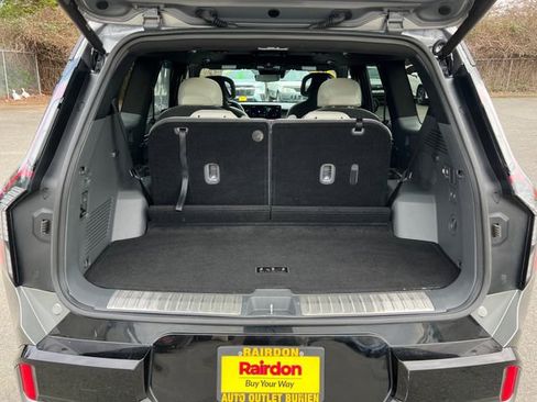 Used 2024 Kia EV9 GT-Line image 18