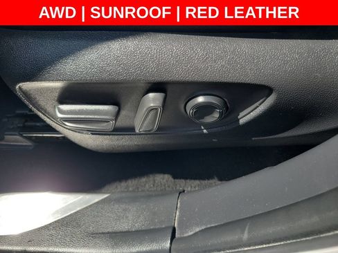 Used 2021 Toyota Highlander XSE AWD/4WD image 20