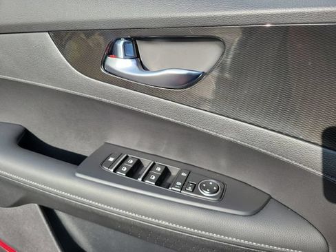 Certified 2024 Kia Forte GT-Line FWD image 11