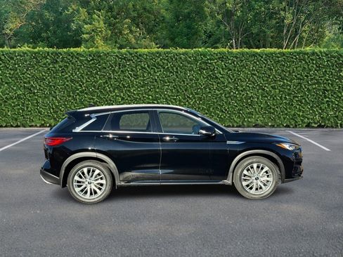 Used 2025 INFINITI QX50 Luxe image 2