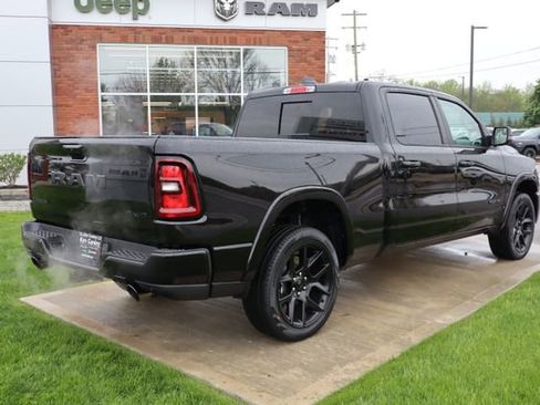New 2026 RAM 1500 Laramie AWD/4WD image 39