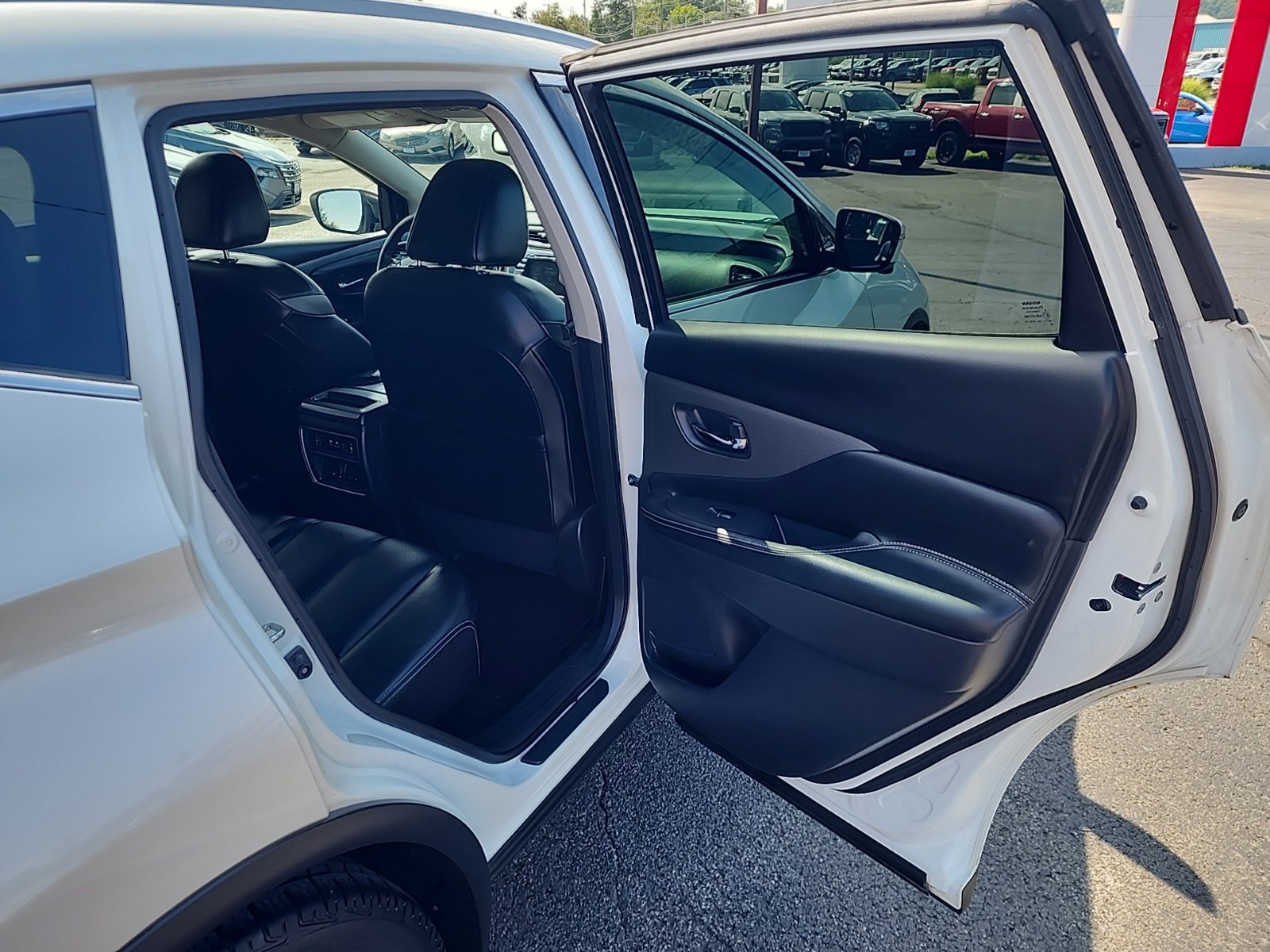 Certified 2019 Nissan Murano SL AWD/4WD image 31