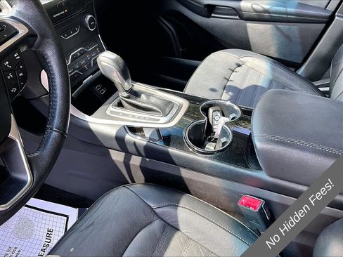 Used 2018 Ford Edge SEL w/ Equipment Group 201A AWD/4WD image 13