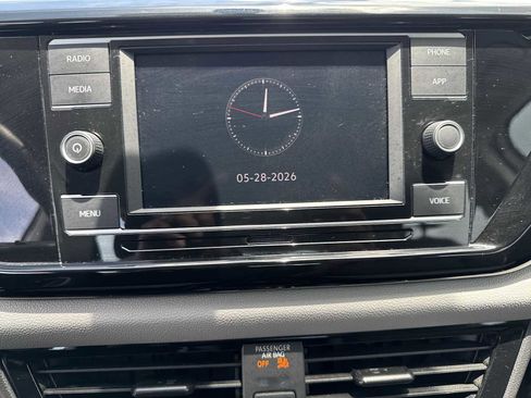 Certified 2023 Volkswagen Taos S FWD image 33