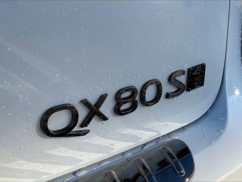 New 2026 INFINITI QX80 4WD w/ Sport Exterior Package image 9