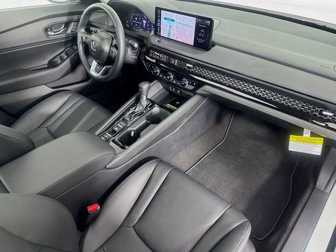 Used 2025 Honda Accord Touring image 36