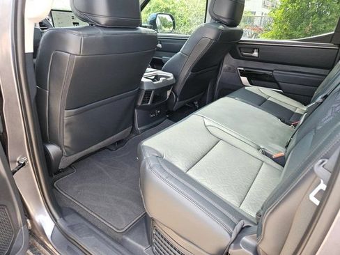 Used 2024 Toyota Tundra Limited AWD/4WD image 11