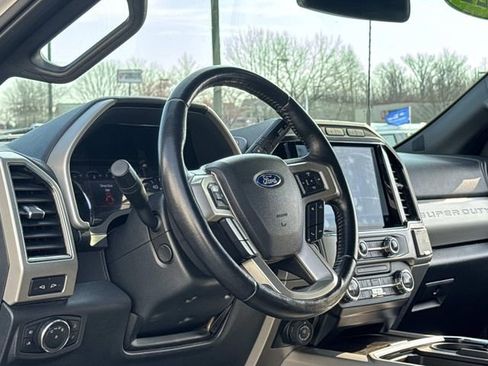 Used 2022 Ford F350 Lariat w/ Lariat Ultimate Package image 28