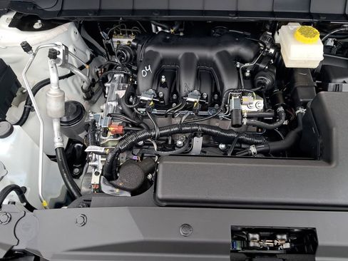 New 2025 Nissan Pathfinder SL w/ SL Premium Package image 23