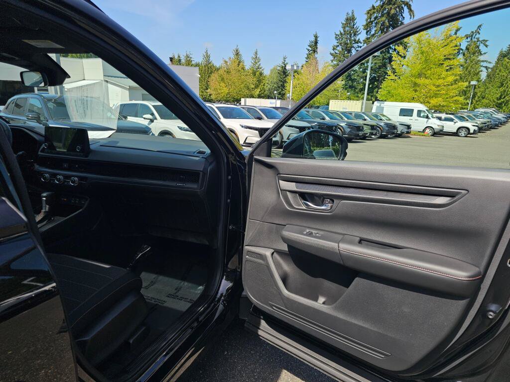 Used 2025 Honda CR-V Sport image 12