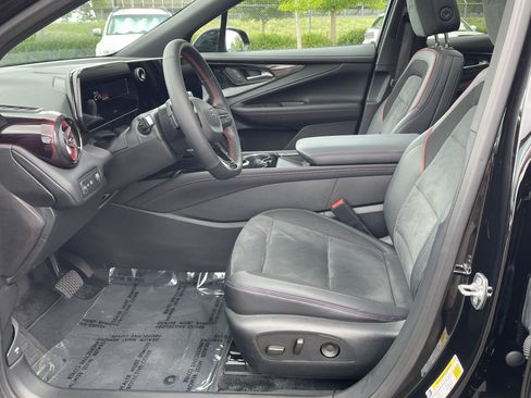 Used 2024 Chevrolet Blazer EV RS RWD image 11