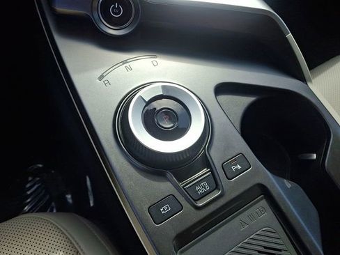 Used 2024 Kia EV6 Wind w/ Wind Technology Package image 17