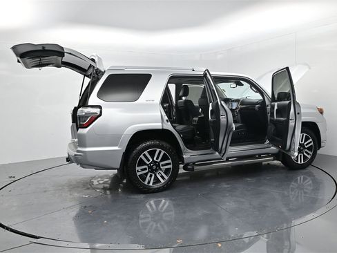 Used 2022 Toyota 4Runner Limited image 74