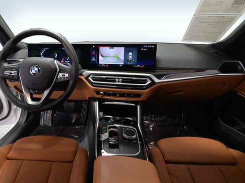 Used 2024 BMW 330i Sedan w/ Premium Package image 12