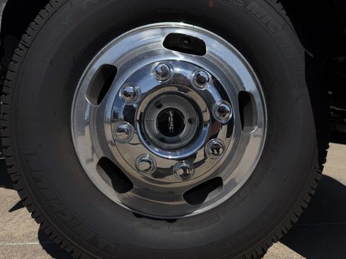 New 2026 Ford F350 Platinum AWD/4WD image 8