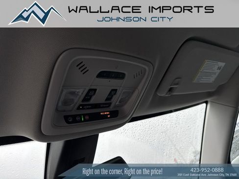 Used 2018 Chevrolet Traverse Premier w/ LPO, 'HIT The Road' Package image 16