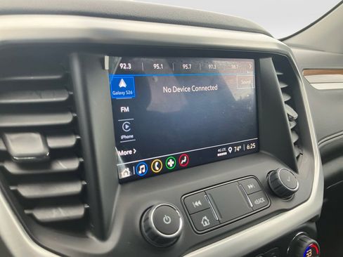 Used 2023 GMC Acadia SLE w/ Driver Convenience Package FWD image 21