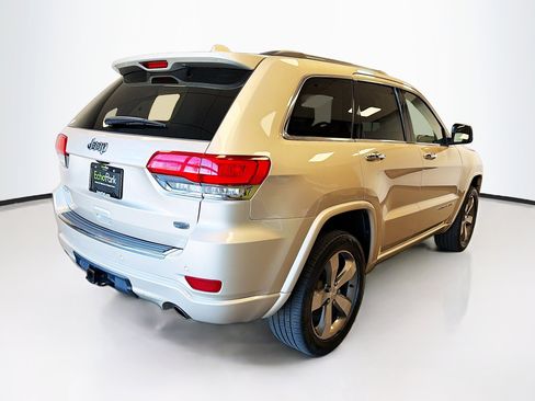 Used 2014 Jeep Grand Cherokee Overland AWD/4WD image 9