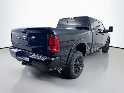 Used 2025 RAM 2500 Limited AWD/4WD image 7