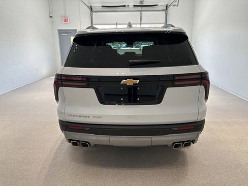 New 2026 Chevrolet Traverse LT w/ Sun and Wheel Package image 5