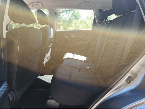 Used 2018 Nissan Rogue S image 26