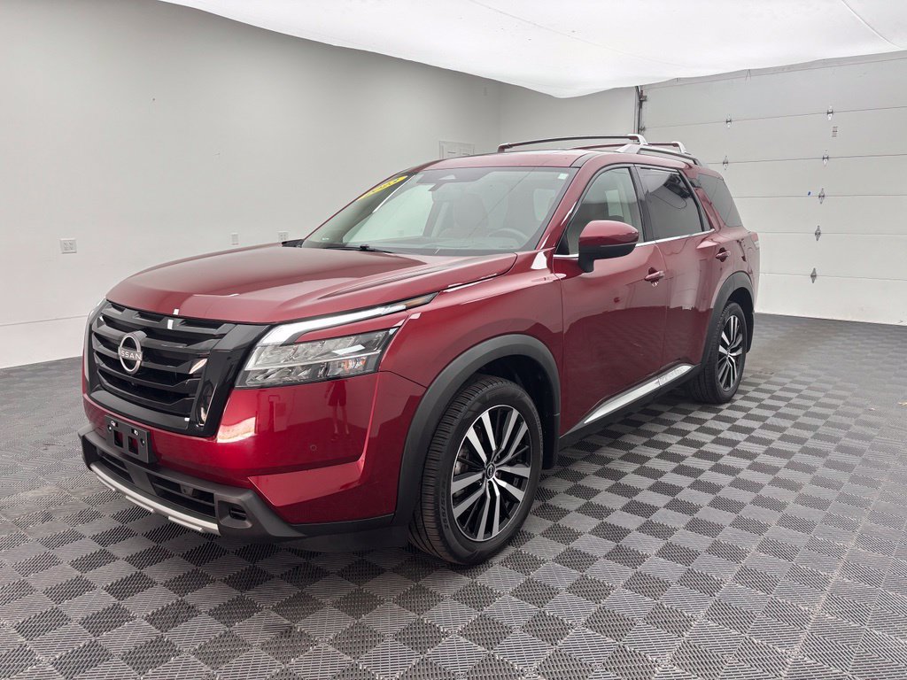 Used 2023 Nissan Pathfinder Platinum AWD/4WD image 14