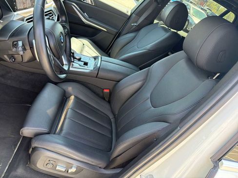 Used 2022 BMW X5 sDrive40i w/ Parking Assistance Package RWD image 17