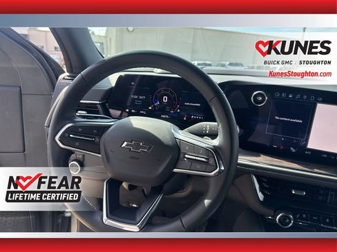 Used 2025 Chevrolet Tahoe Z71 image 44