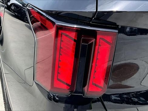 Certified 2026 Kia Sorento LX FWD image 27