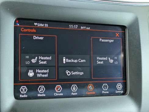 Used 2021 Jeep Cherokee Latitude Plus AWD/4WD image 21