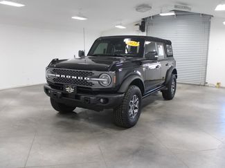 Used 2023 Ford Bronco Badlands video 3