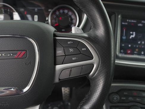 Used 2018 Dodge Challenger R/T Scat Pack w/ Leather Interior Group image 16