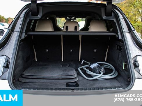 Used 2023 BMW iX xDrive50 image 21