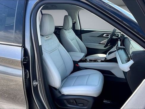New 2026 Ford Explorer Platinum w/ LUX Leather Package image 11