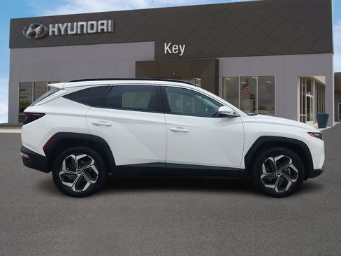 Certified 2024 Hyundai Tucson Limited AWD/4WD image 3