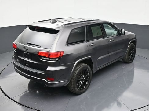 Used 2021 Jeep Grand Cherokee Laredo X image 15