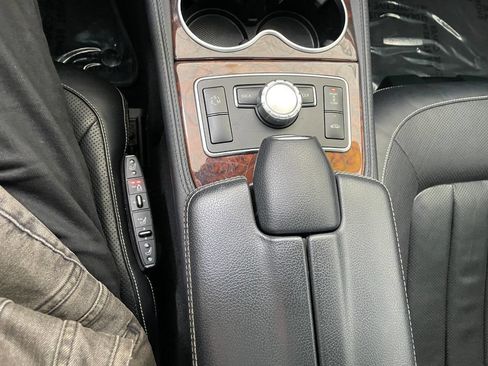 Used 2014 Mercedes-Benz CLS 550 4MATIC image 37