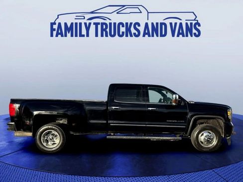 Used 2015 GMC Sierra 3500 Denali w/ Duramax Plus Package image 6