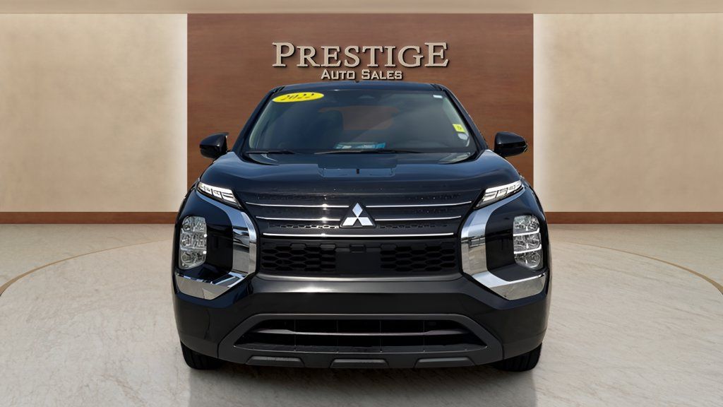 Used 2022 Mitsubishi Outlander ES AWD/4WD image 22