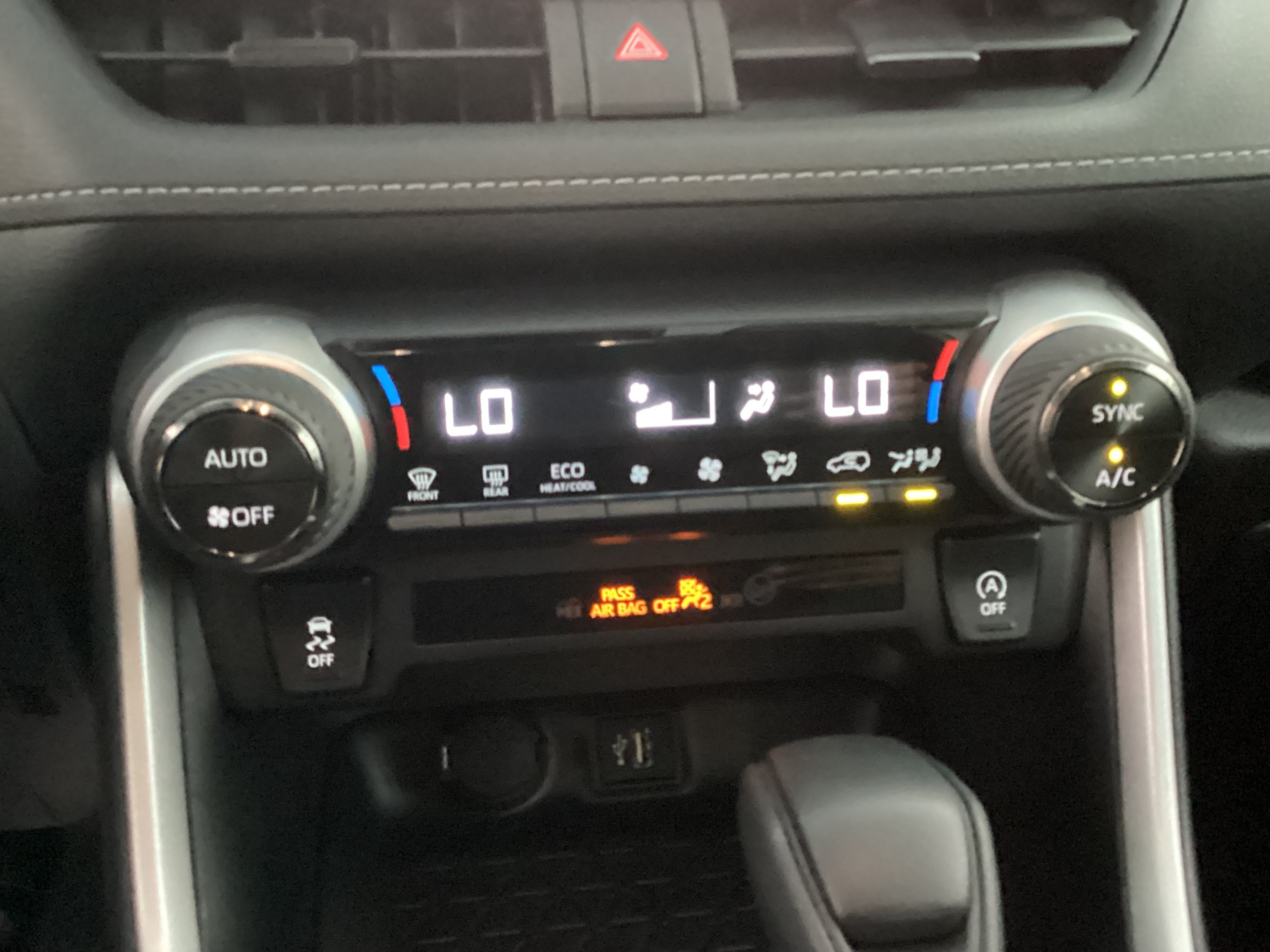 Certified 2025 Toyota RAV4 XLE FWD image 9