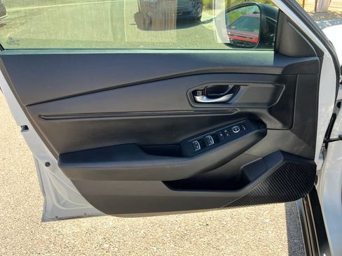 Used 2025 Honda Accord Sport image 6