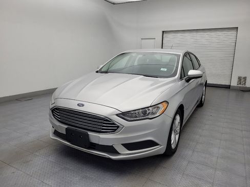 Used 2018 Ford Fusion S image 15
