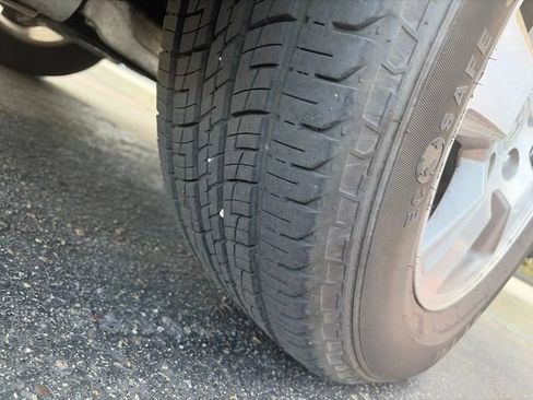 Used 2011 Honda Pilot EX-L image 10