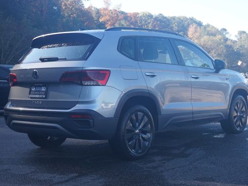 Used 2024 Volkswagen Taos S image 10