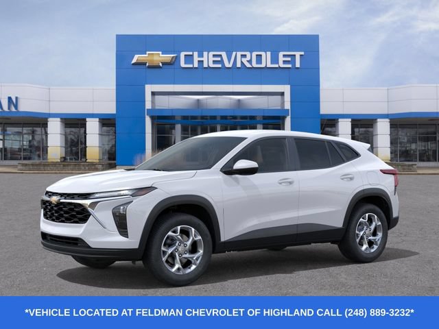 New 2026 Chevrolet Trax LS w/ LS Convenience Package FWD image 2