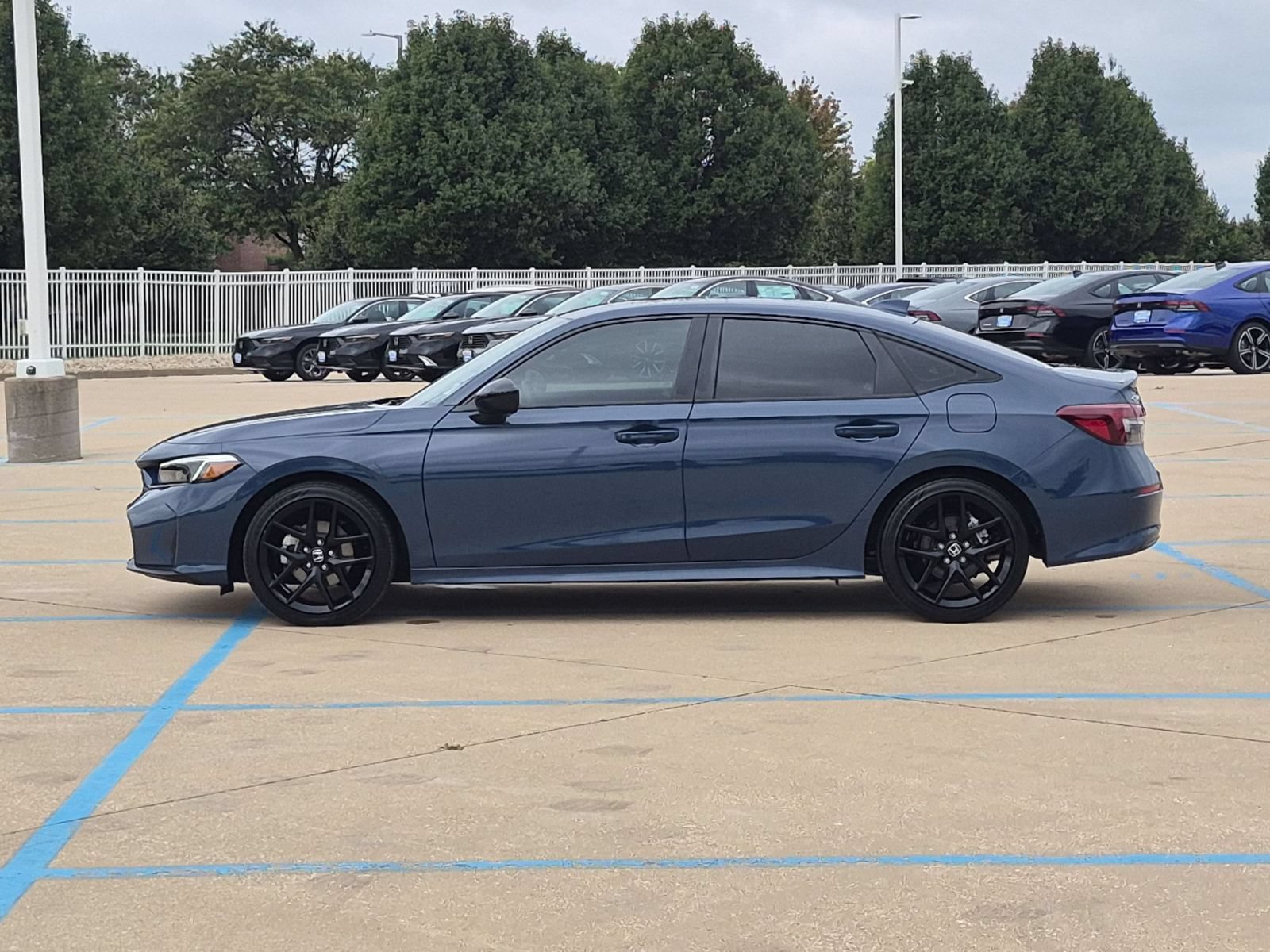 Certified 2025 Honda Civic Sport image 10