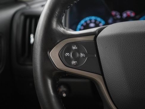 Used 2018 Chevrolet Colorado Z71 AWD/4WD image 23